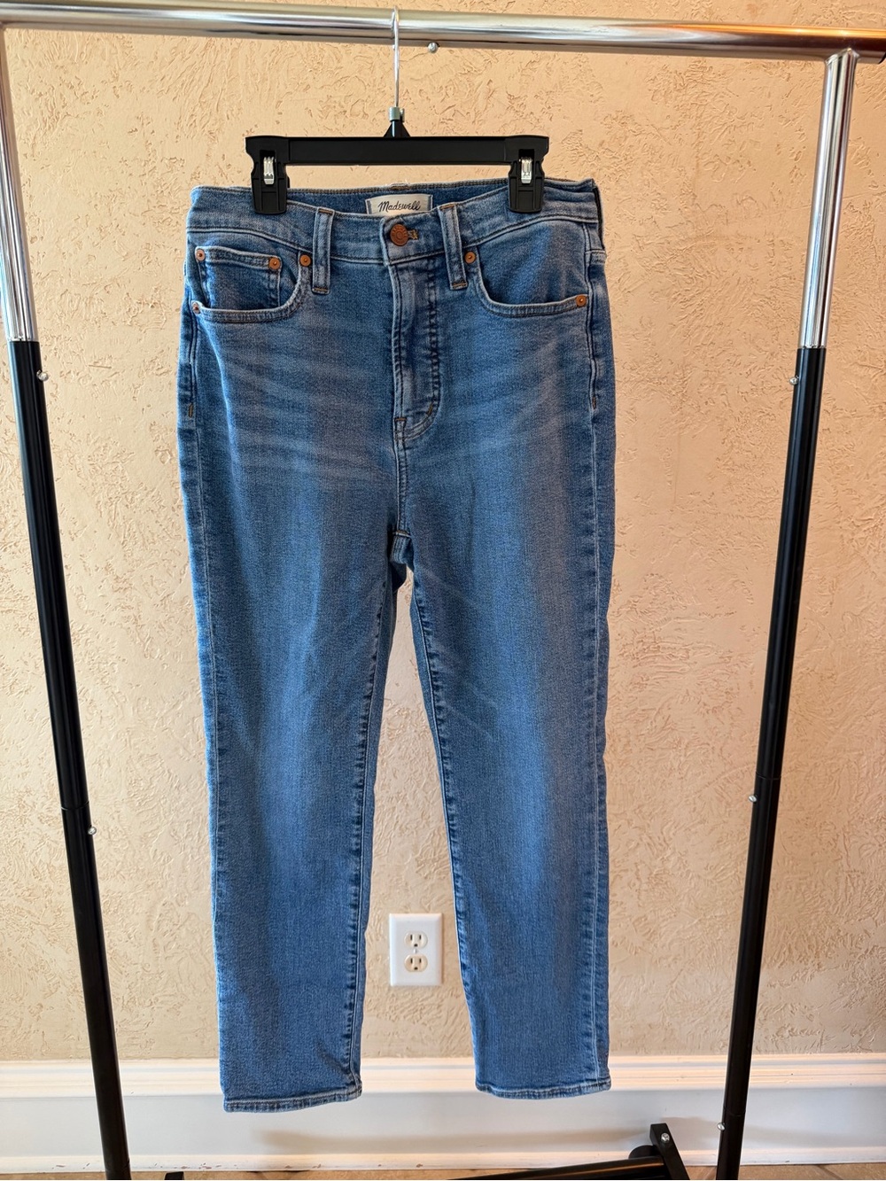 Madewell High-Rise Straight-Leg Jeans in Medium Blue Denim